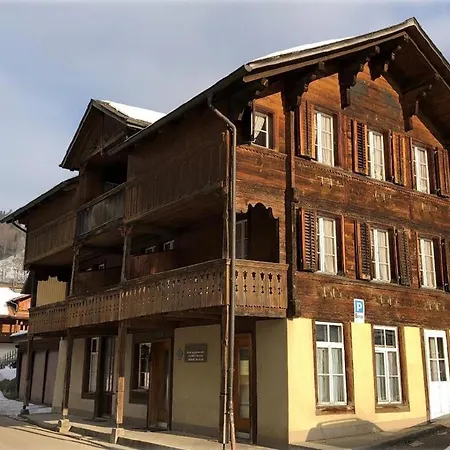 Aparthotel Baeren *